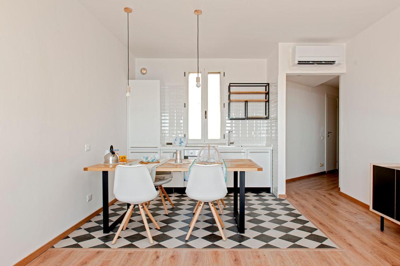 The Boutique Apartment Ливорно Экстерьер фото