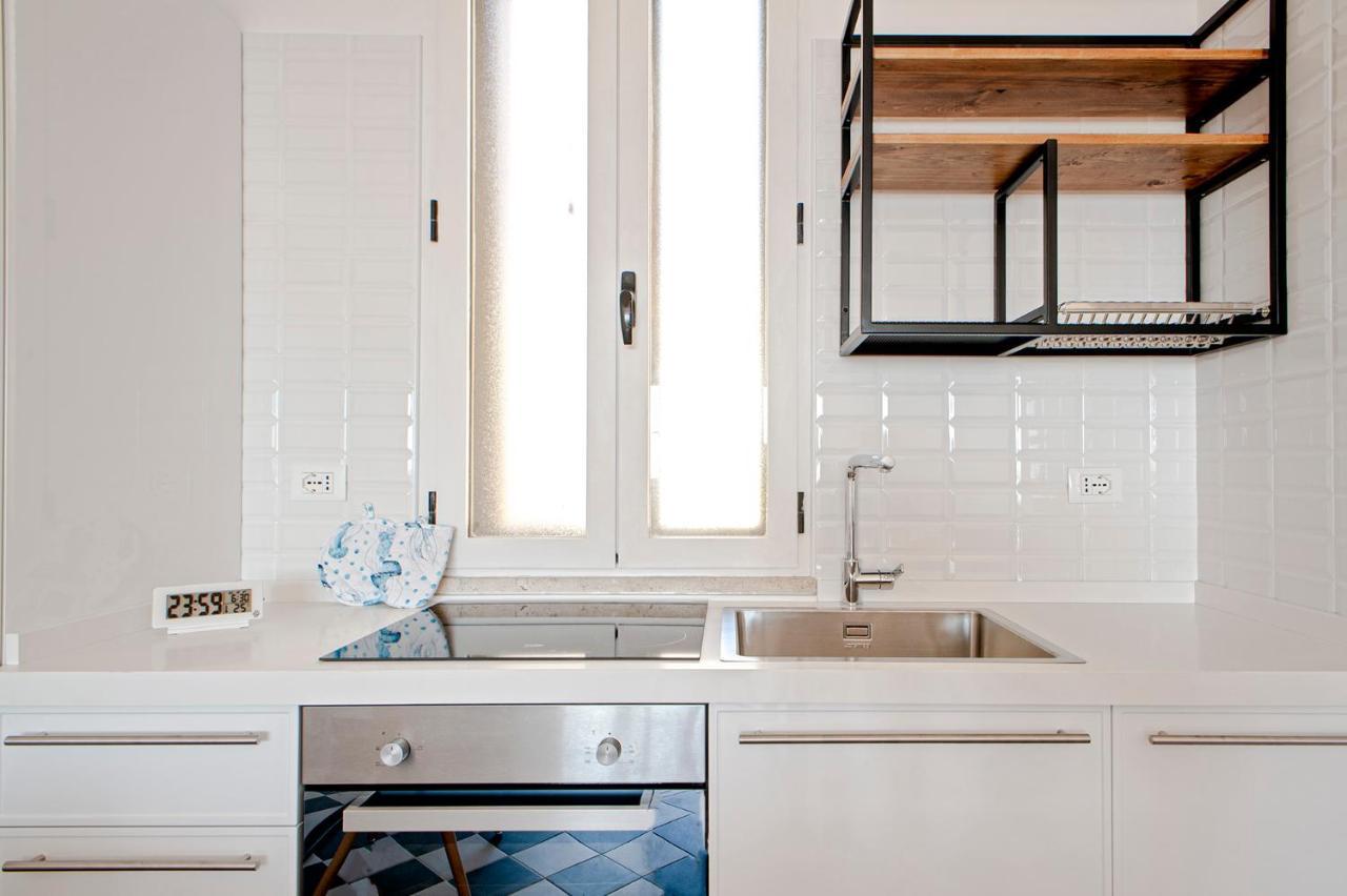 The Boutique Apartment Ливорно Экстерьер фото